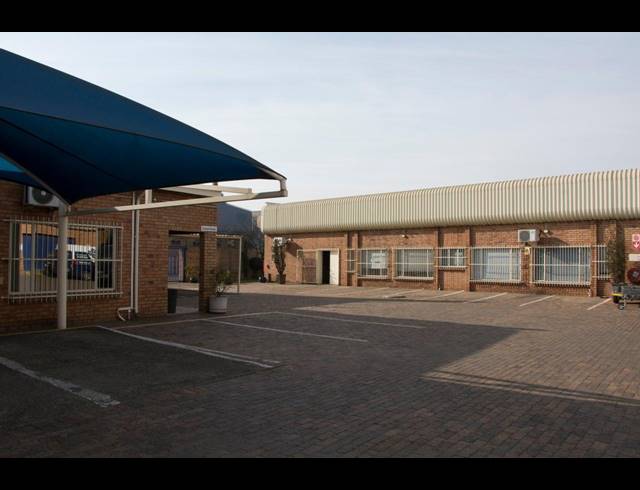 3,665M² BUSINESS FOR SALE IN VANDERBIJLPARK CE 6